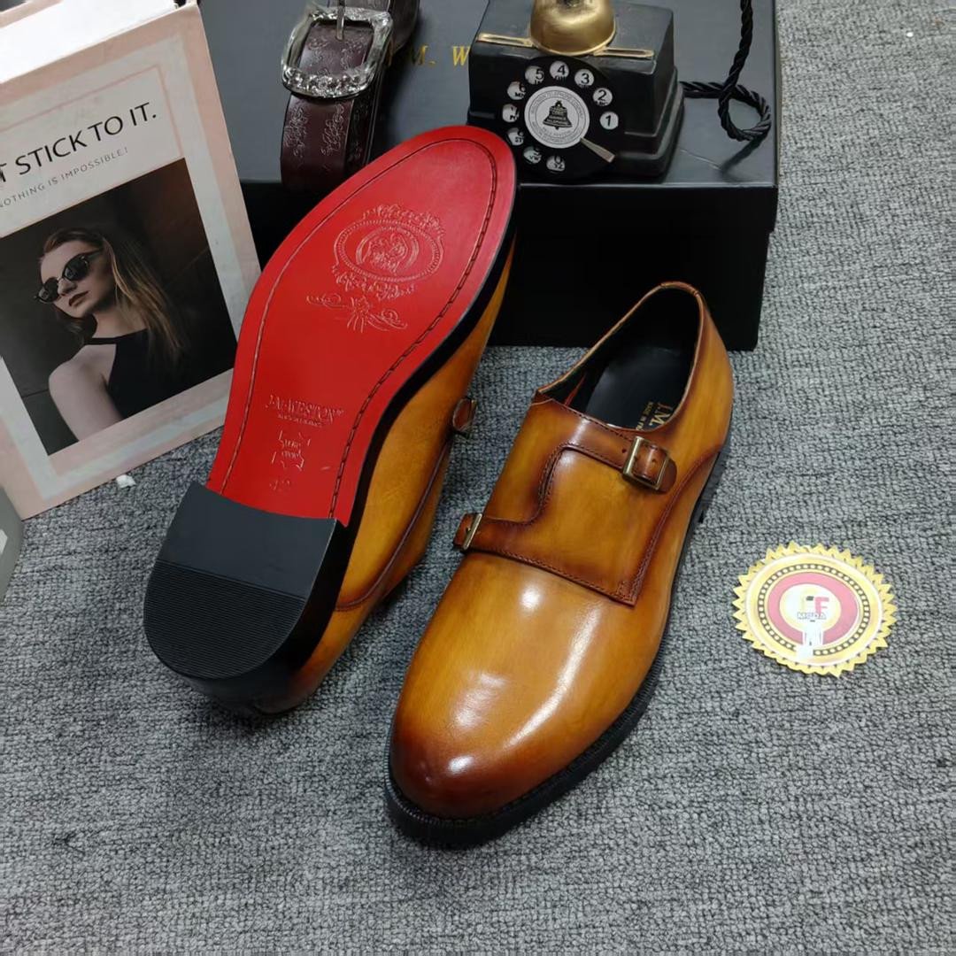 Sapato Casual de Duas  Fivelas Castanho 011