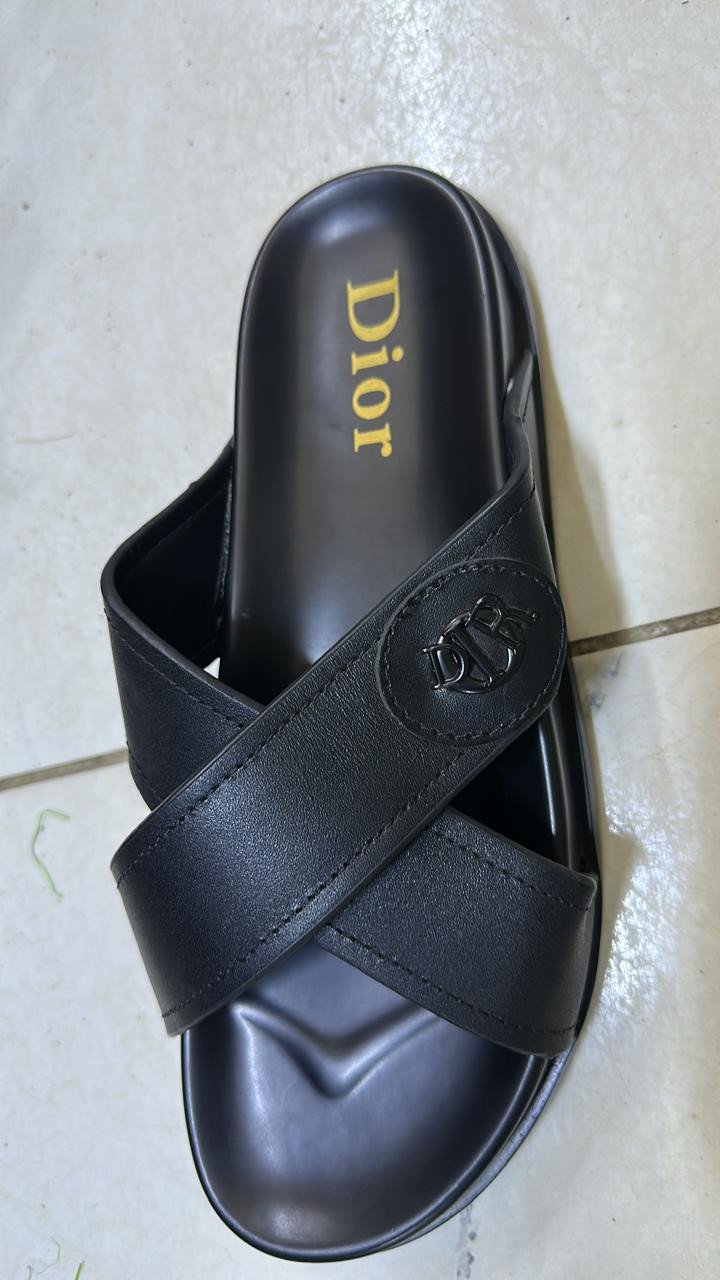 Chinela da Dior cor preta-#CDRP22#